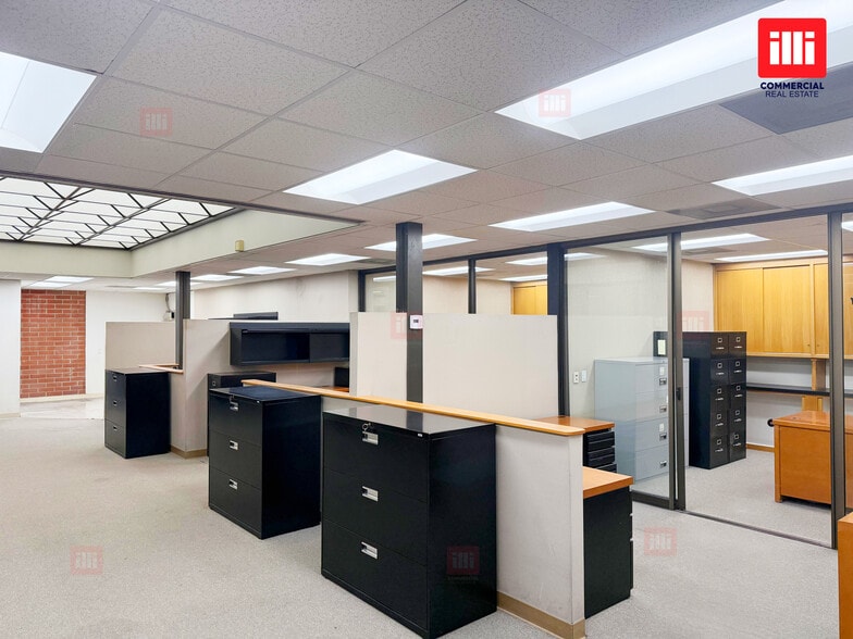 More Photos Of 12345 Ventura Blvd, Studio City Office For Lease