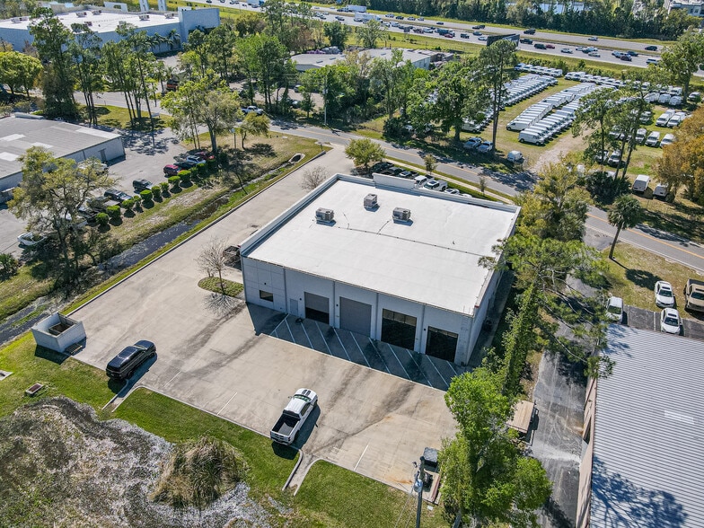 More Photos Of 659 Hickman Cir, Sanford Warehouse For Sale