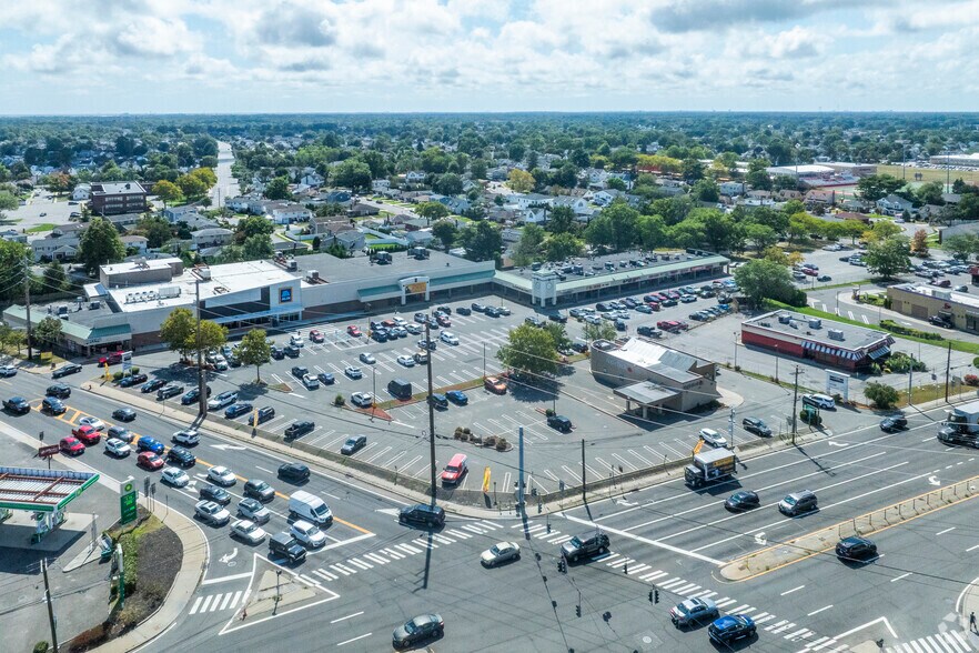 Primary Photo Of 3950-3990 Hempstead Tpke, Levittown Unknown For Lease