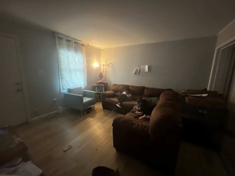 More Photos Of , Gallatin Multifamily For Sale