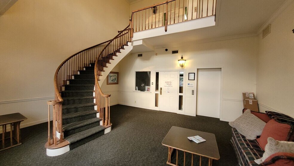 More Photos Of I-55 North Frontage, Jackson Office For Sale