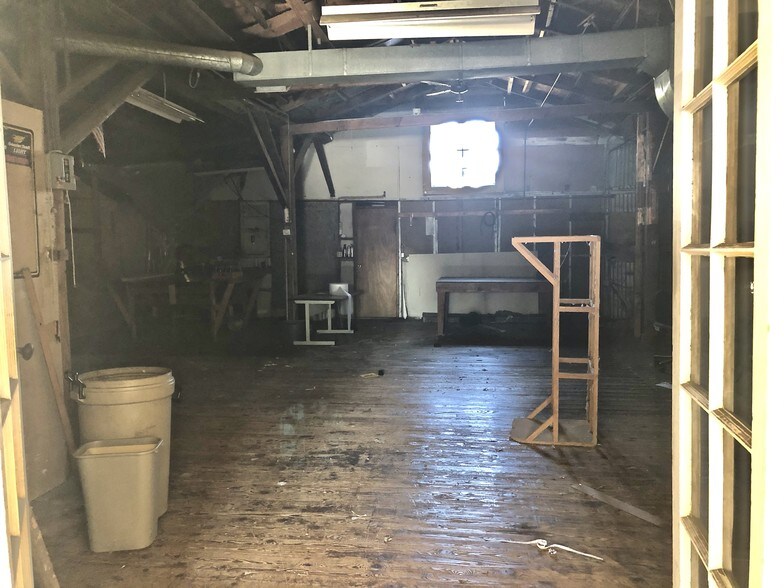 More Photos Of 3926 Lawrenceville Hwy, Tucker Freestanding For Sale