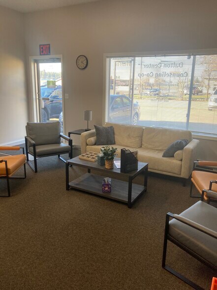 More Photos Of 5920 N Government Way, Coeur d'Alene Office For Lease