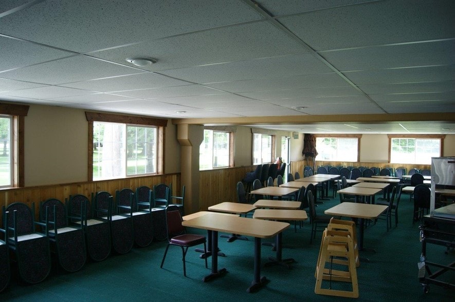 More Photos Of 5310 Dickensheet Rd, Coolin Hotel For Sale