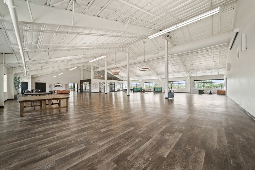 More Photos Of 4300 FM 2351 Rd, Friendswood Office For Lease