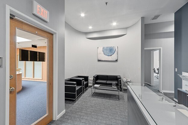 More Photos Of 9-15 Pleasant St, Worcester Office Residential For Lease