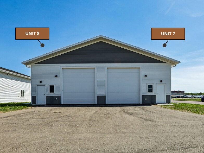 Primary Photo Of , Reedsburg Flex For Sale
