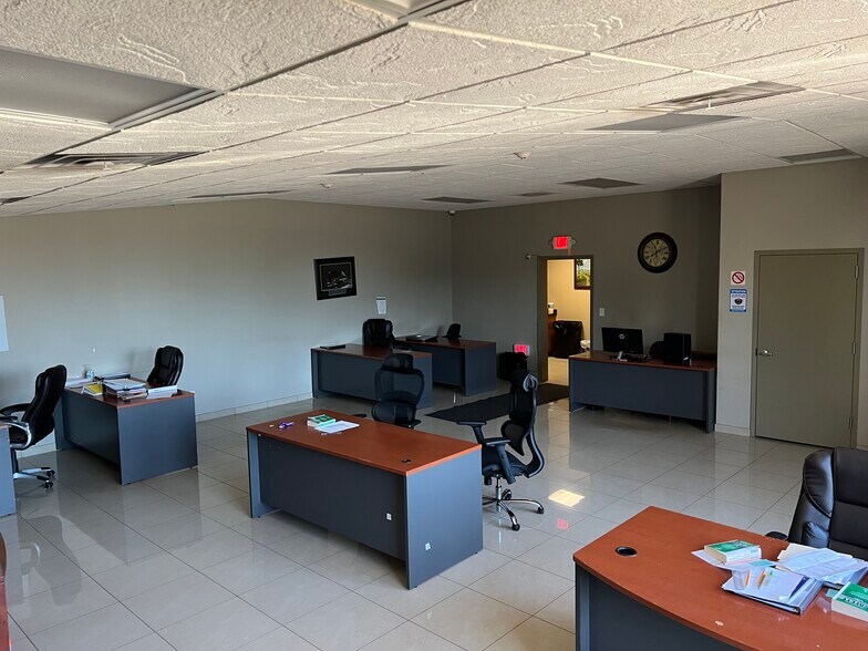 More Photos Of 1750 Manhattan Rd, Joliet Truck Terminal For Lease