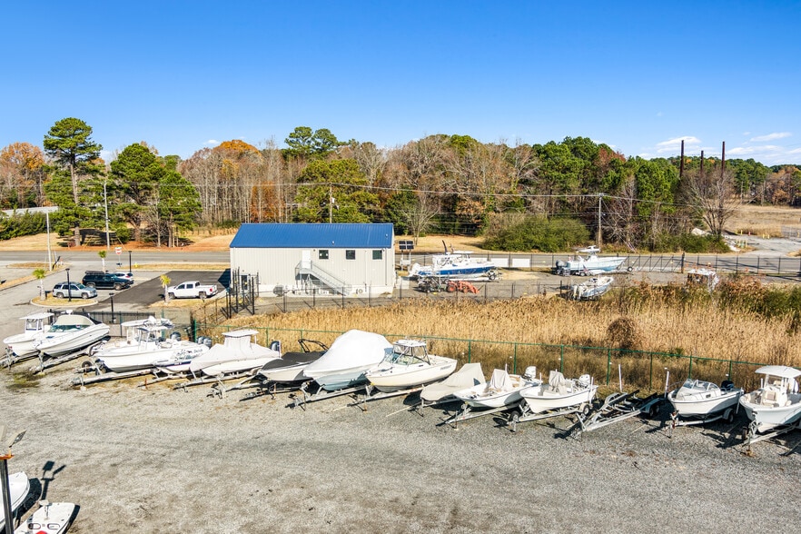 More Photos Of 1309 Virginia Beach Blvd, Virginia Beach Service For Sale