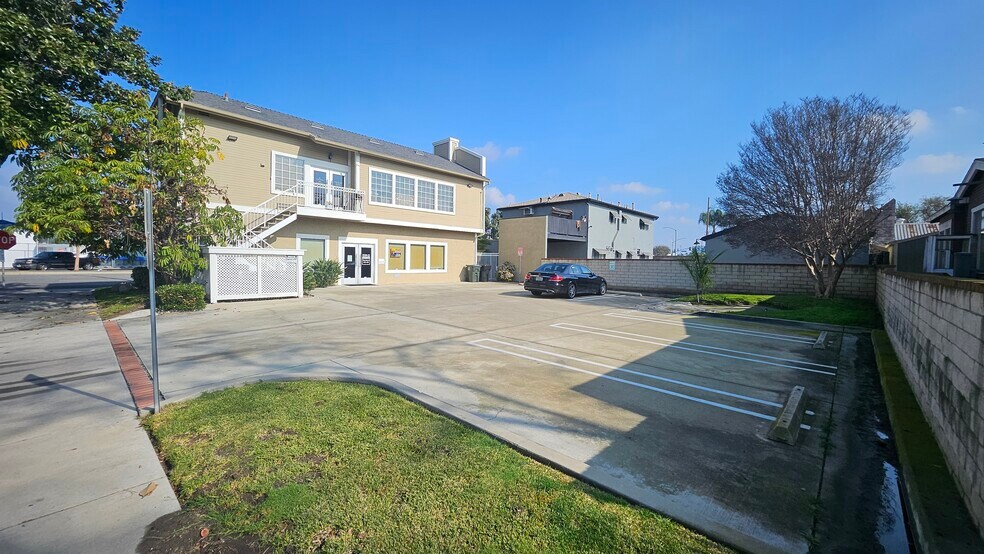 More Photos Of 3828 W Commonwealth Ave, Fullerton Office For Lease