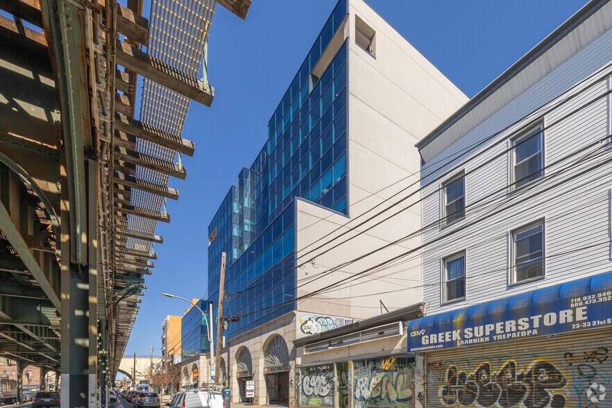 More Photos Of 23-25 31st St, Astoria Medical For Lease