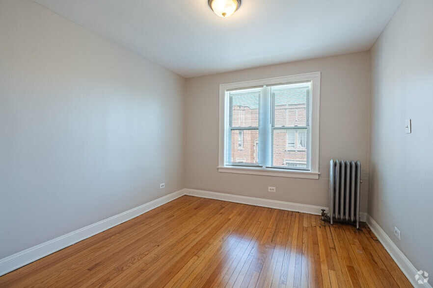 More Photos Of 7526-7536 S Colfax Ave, Chicago Apartments For Sale