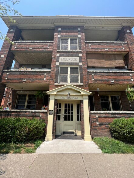 More Photos Of 3 Church St, St Catharines Apartments For Sale