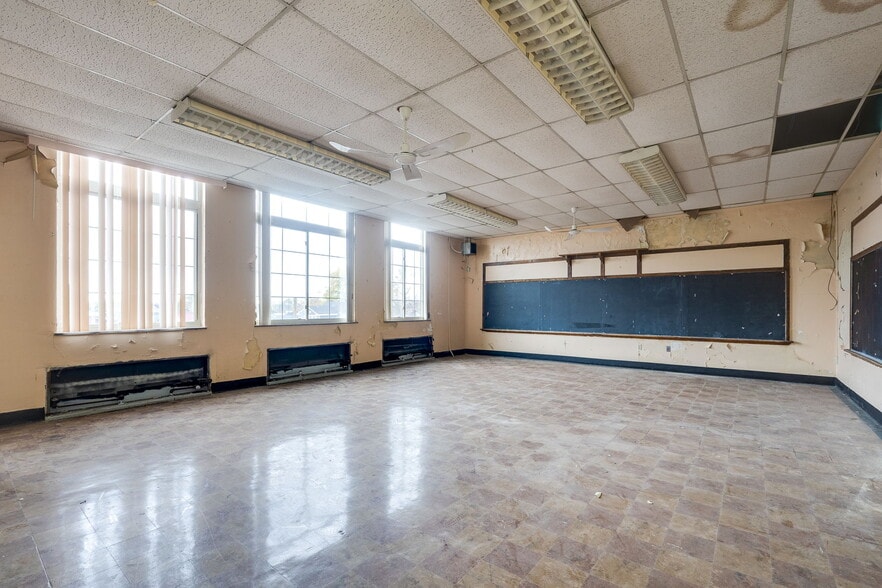 More Photos Of 1317 Cincinnati St, Dayton Religious Facility For Sale
