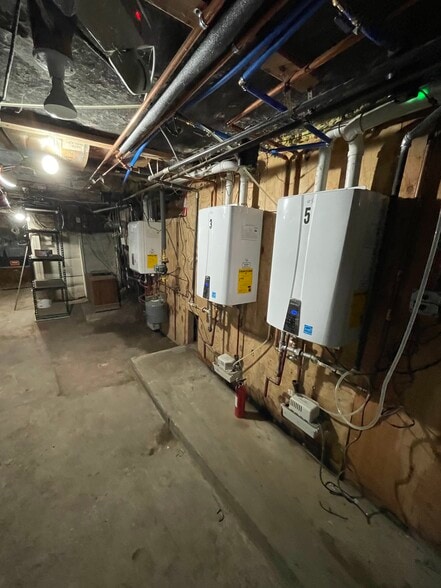 More Photos Of 134 Chestnut Ave, Waterbury Apartments For Sale