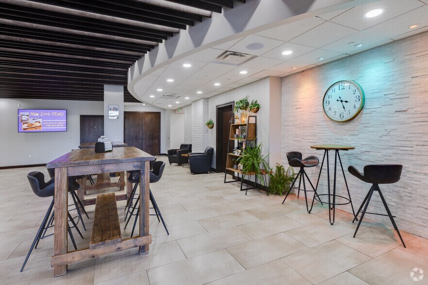 More Photos Of 600 Rinehart Rd, Lake Mary Office For Sale