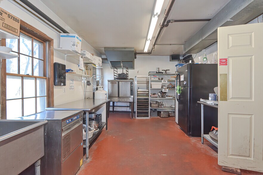 More Photos Of 25 Grafton, Grafton Restaurant For Sale