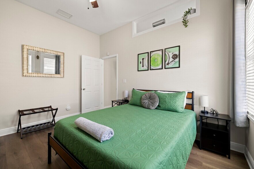 More Photos Of 2526 W Union St, Tampa Multifamily For Sale