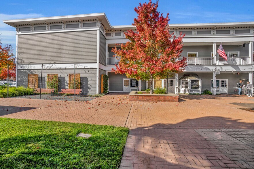More Photos Of 321 Hartz Ave, Danville General Retail For Sale