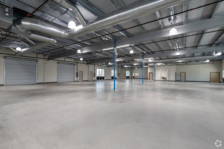 More Photos Of 1320 Arrow Point Dr, Cedar Park Unknown For Lease