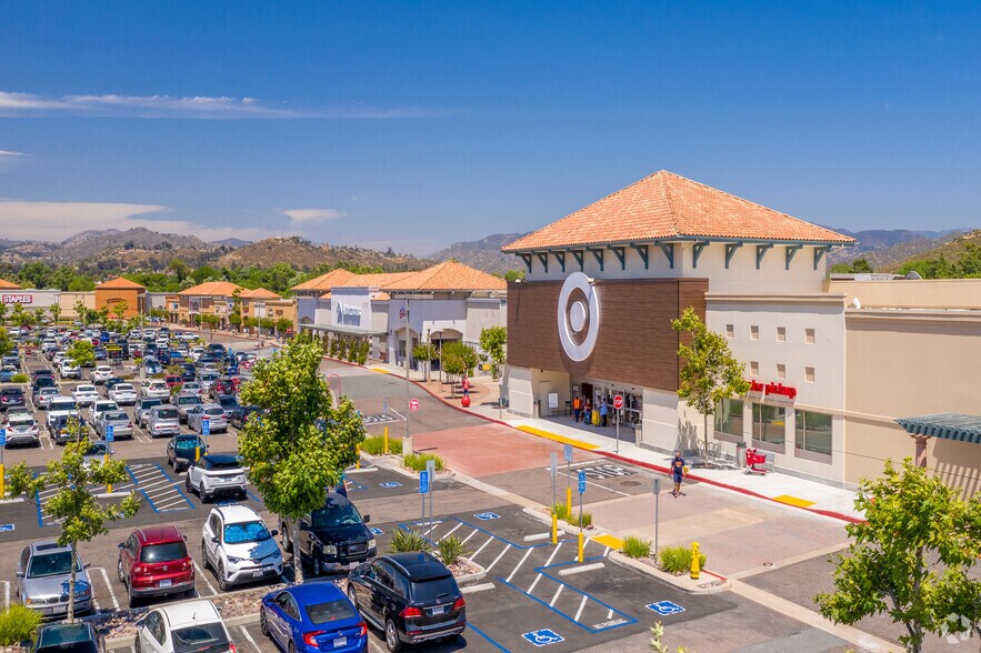 More Photos Of 2879-2991 Jamacha Rd, El Cajon Unknown For Lease