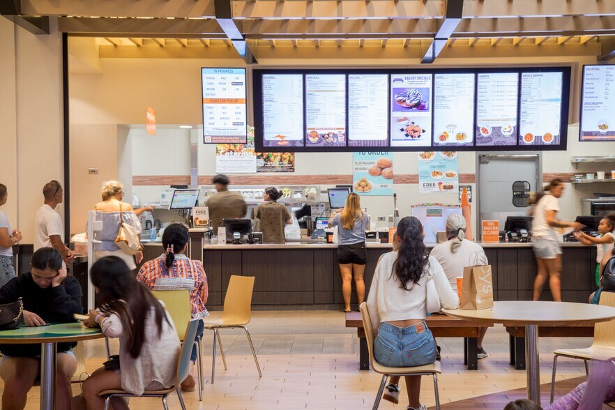 More Photos Of 111 E Puainako St, Hilo Unknown For Lease