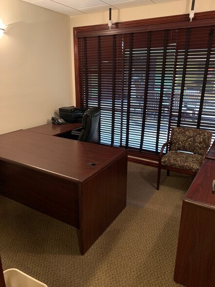 More Photos Of 1924 S Osprey Ave, Sarasota Coworking Space