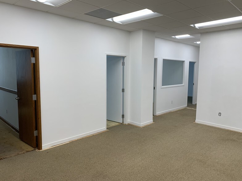 More Photos Of 710 Fifth Ave, Pittsburgh Office Residential For Sale