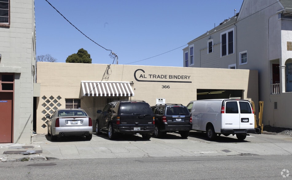 More Photos Of 366 24th St, Oakland Manufacturing For Sale