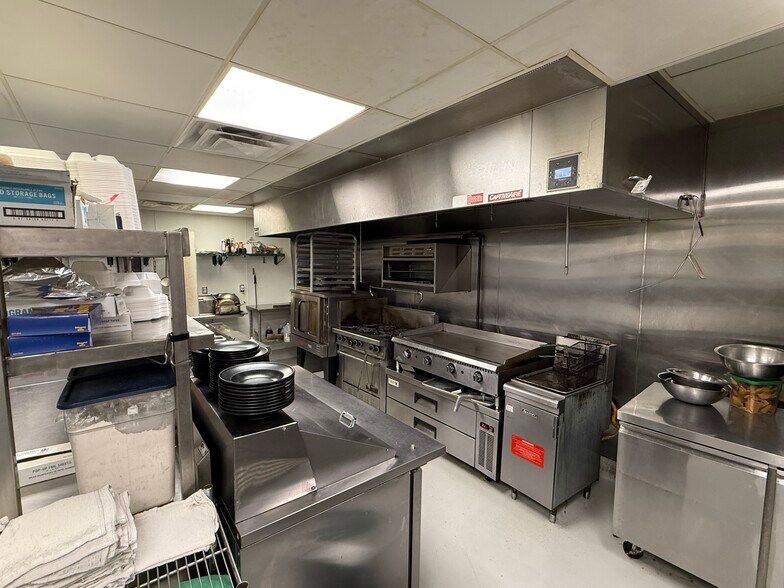More Photos Of 909 N 5th St, Phoenix Restaurant For Lease