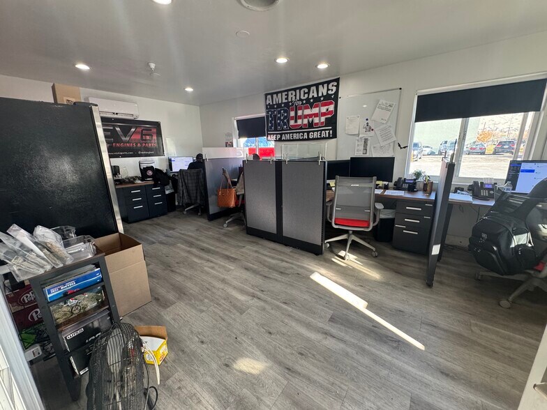 More Photos Of 180 W 900 N, Springville Warehouse For Lease