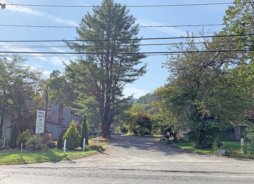 More Photos Of 329 Kent Rd, New Milford Apartments For Sale