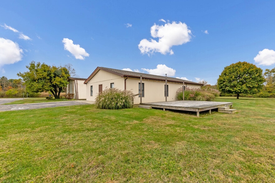 More Photos Of 4277 Columbus Pike, Delaware Religious Facility For Sale