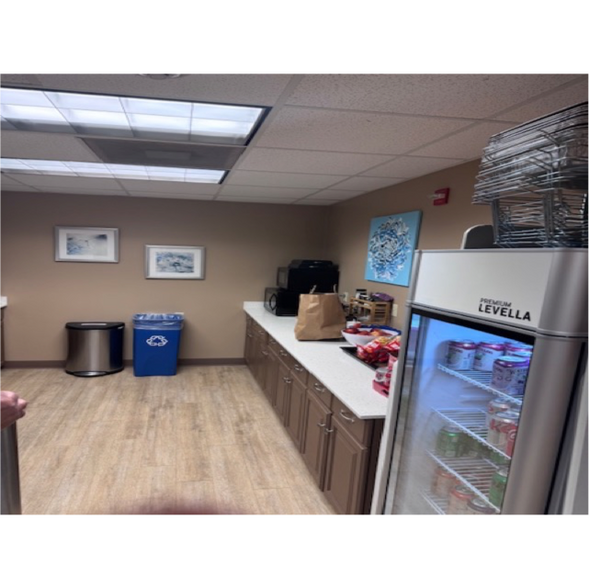 More Photos Of 816 W Cannon St, Fort Worth Medical For Lease