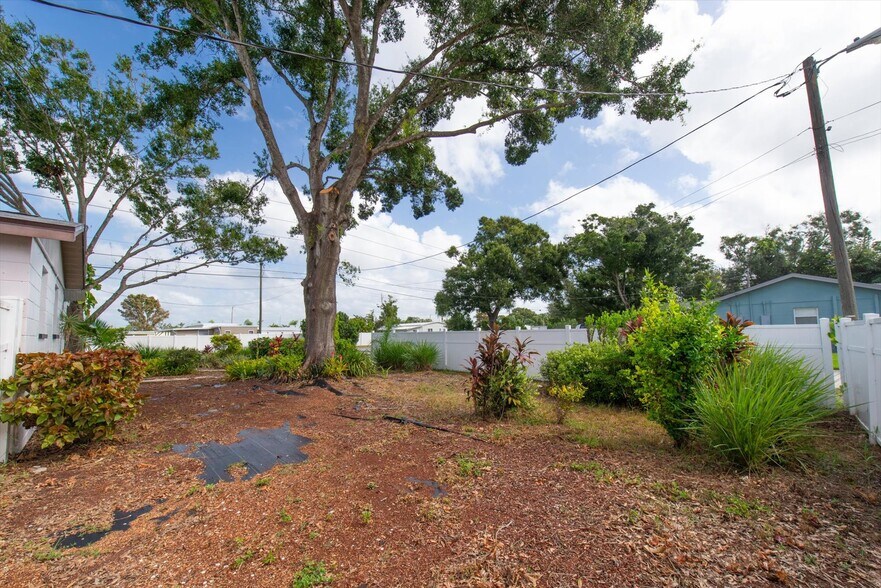 More Photos Of 3394 74th Ave N, Saint Petersburg Apartments For Sale