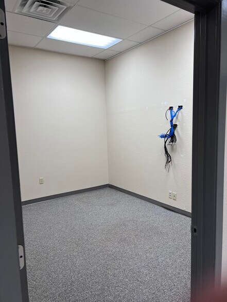 More Photos Of 3128 N 1st St, Abilene General Retail For Lease