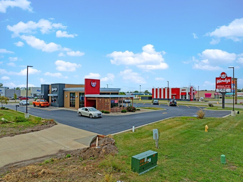 More Photos Of 2321 N Baltimore St, Kirksville Fast Food For Sale