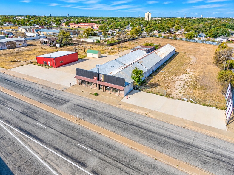 Primary Photo Of 2722-2724 Texas Ave, Lubbock Warehouse For Sale