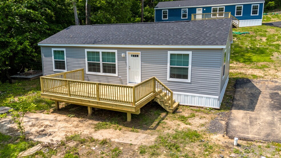 More Photos Of 465 Royal Manor Rd, Easton Manufactured Housing Mobile Home Park For Sale