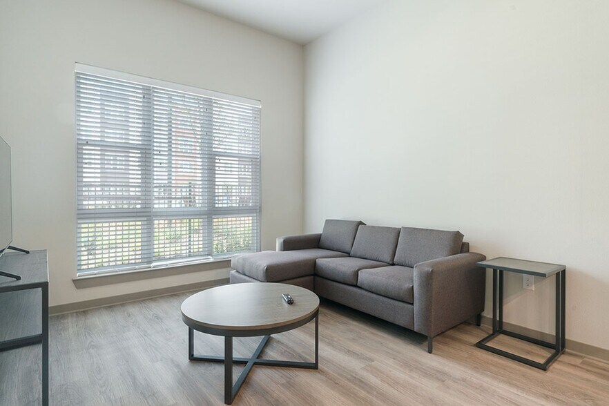 More Photos Of 3000 Northside Blvd, Richardson Multifamily For Sale