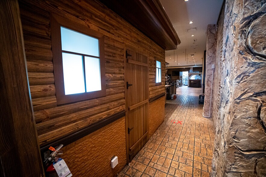 More Photos Of 1655 Sheepshead Bay Rd, Brooklyn Restaurant For Sale