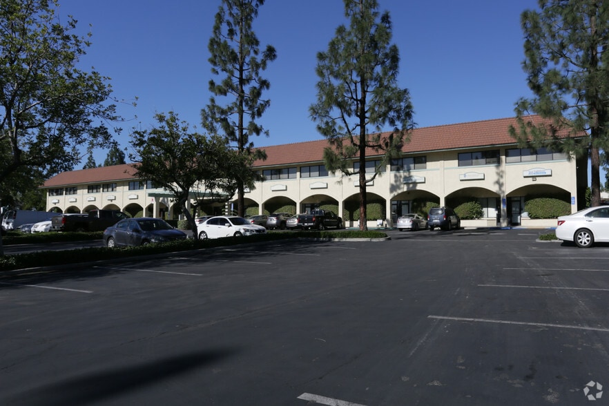 More Photos Of 9161 Sierra Ave, Fontana Medical For Lease