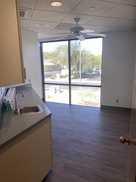 More Photos Of 8997 E Desert Cove Ave, Scottsdale Medical For Lease