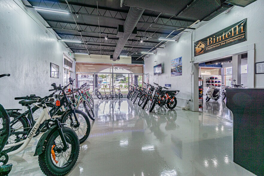 More Photos Of , Largo Unknown For Sale