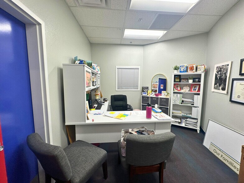 More Photos Of 5550 W Bell Rd, Glendale Daycare Center For Lease