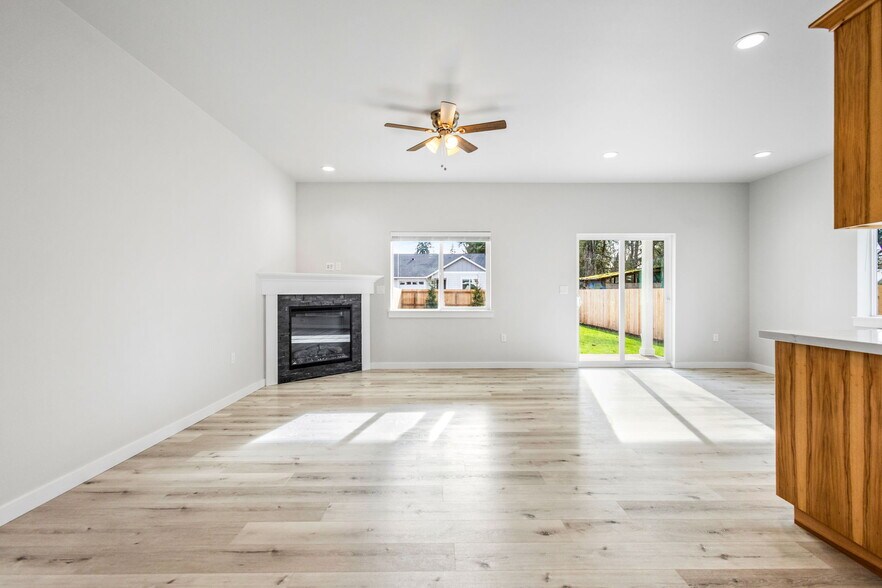More Photos Of 3619 Green River Rd, Sweet Home Multifamily For Sale