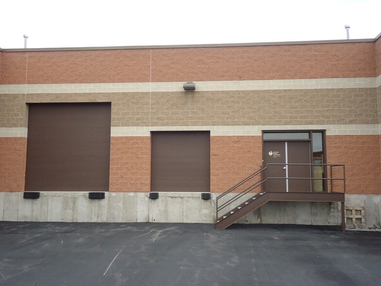 More Photos Of 17 Technology Pl, East Syracuse Office For Lease
