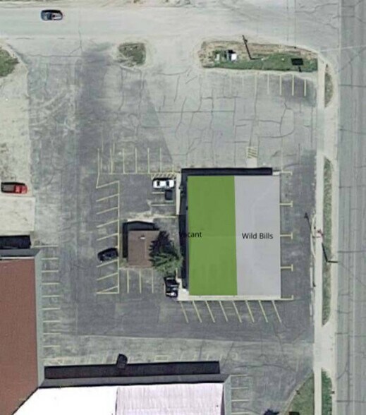 More Photos Of 705 N Cedar St, Kalkaska General Retail For Lease