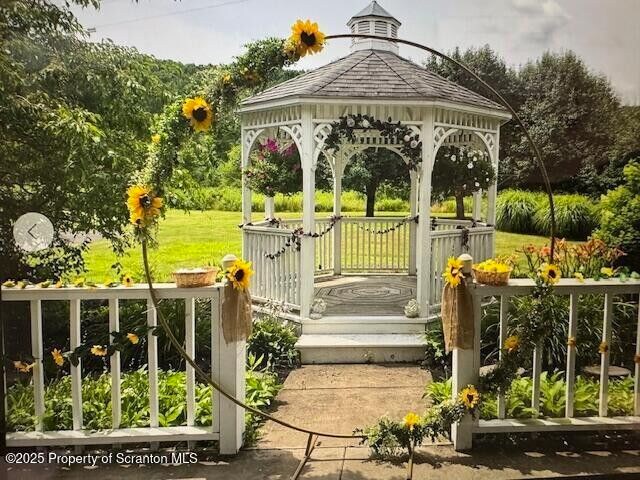 More Photos Of 239 Kennedy Creek Rd, North Abington Freestanding For Sale