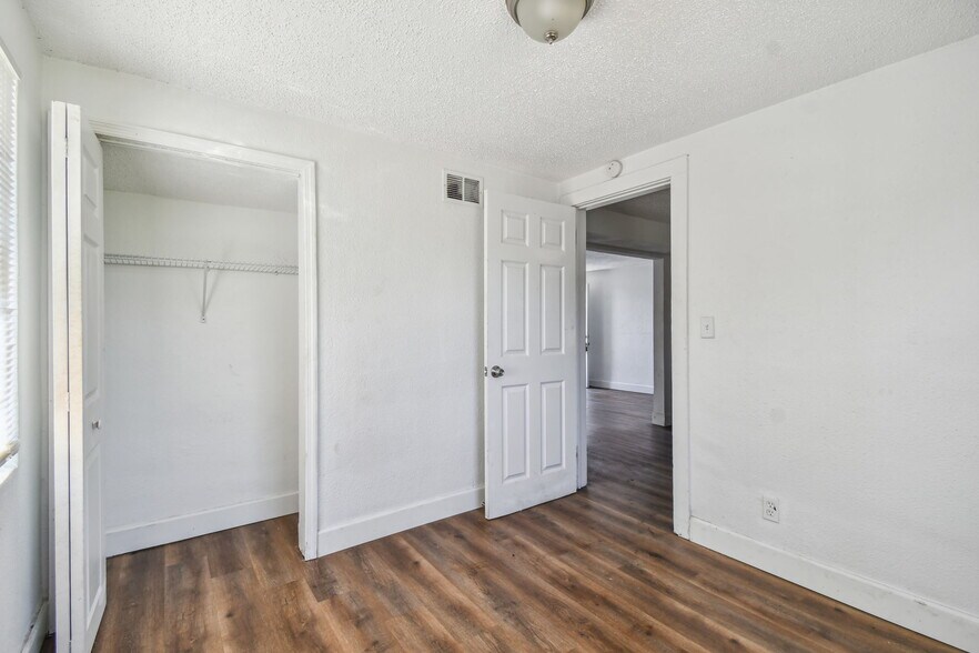 More Photos Of 1330-1334 Barnett St, Jacksonville Apartments For Sale